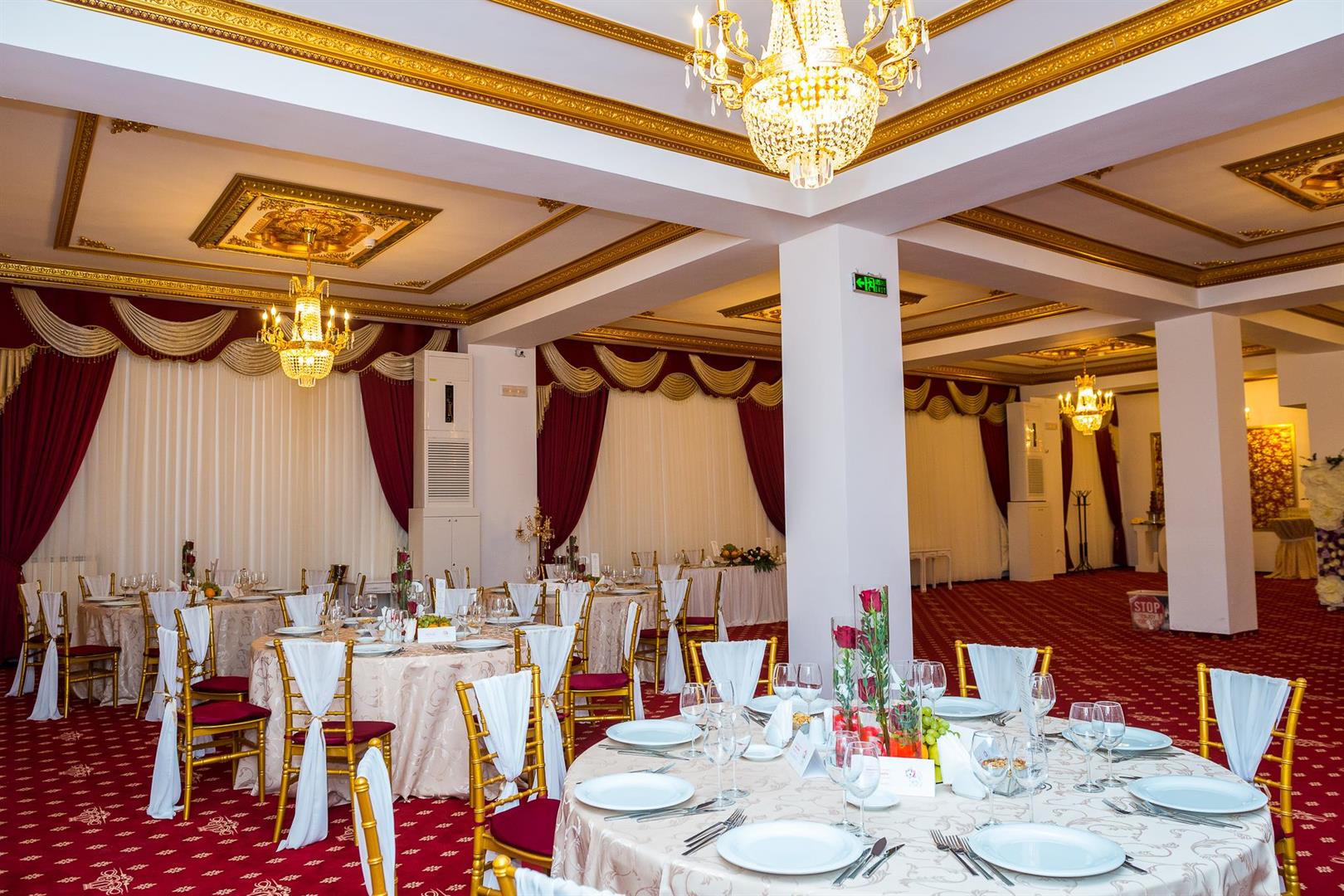 J’adore Grand Ballroom