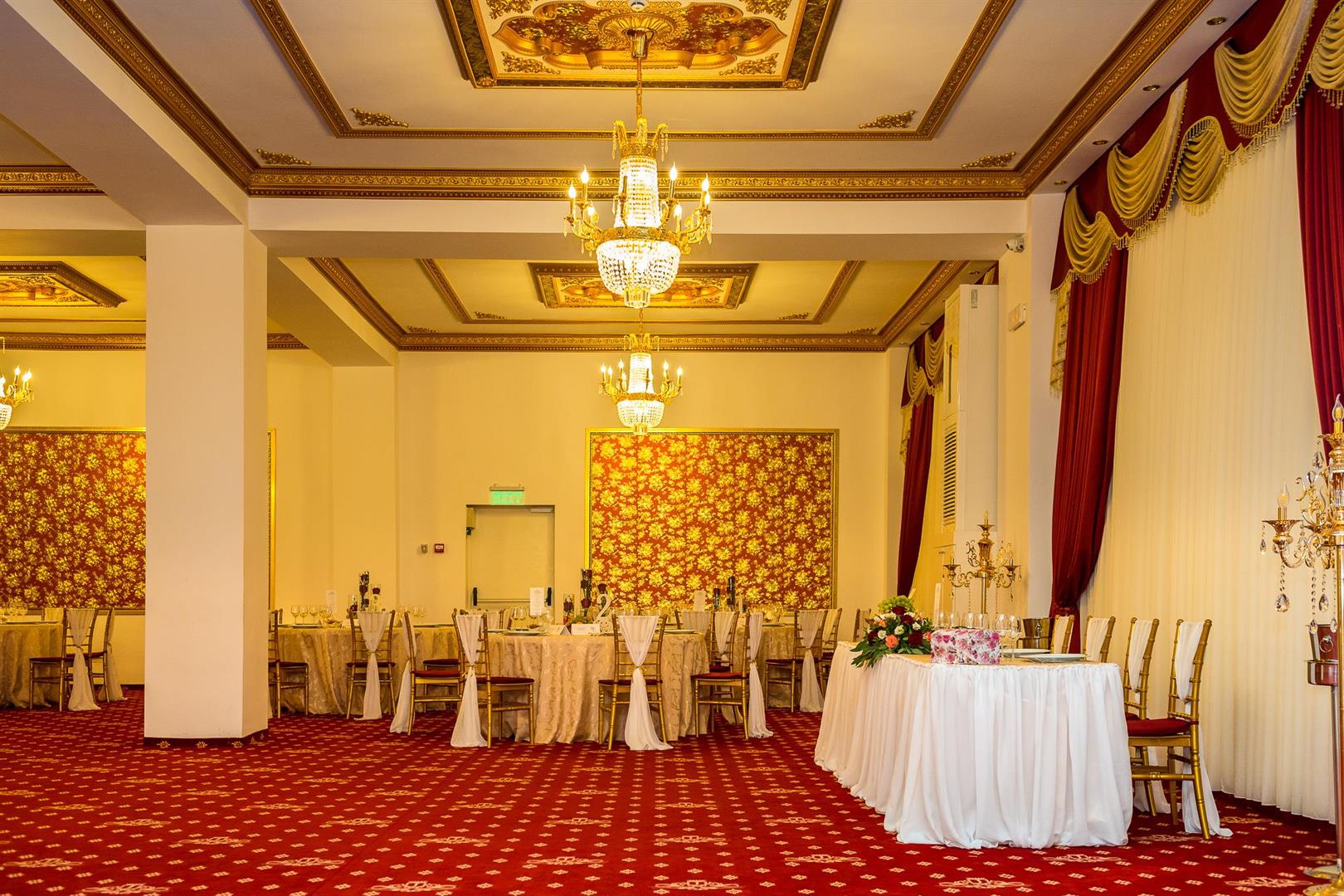 J’adore Grand Ballroom
