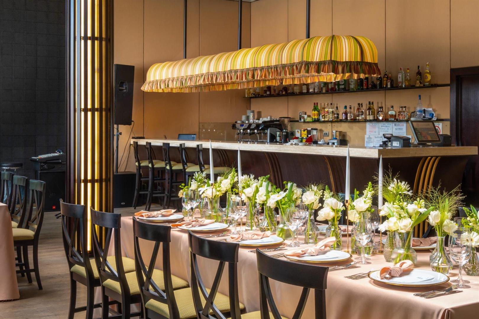 Golden Blitz Restaurant