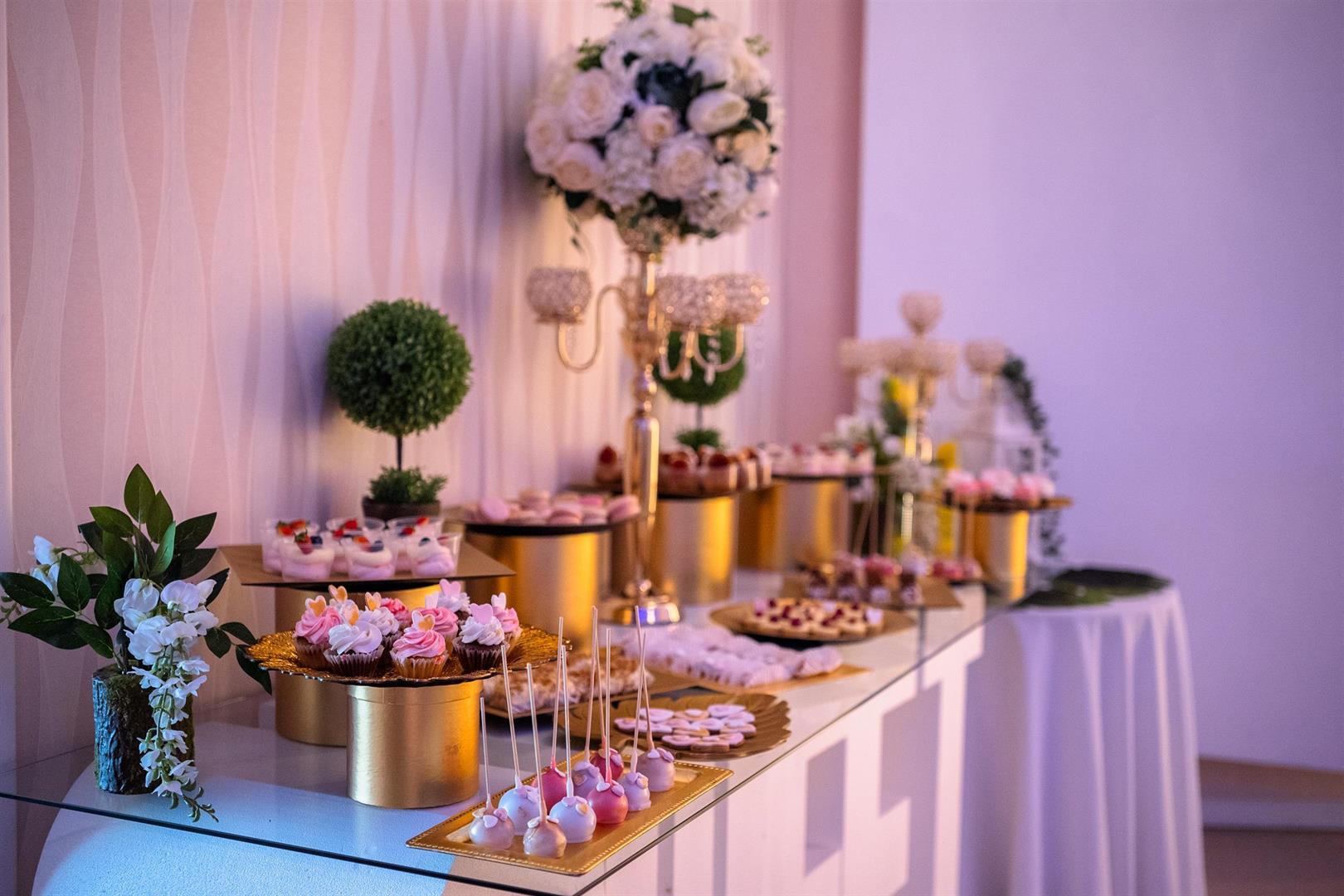 Metropolitan Club & Events