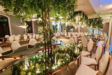 Salonul Secret Garden