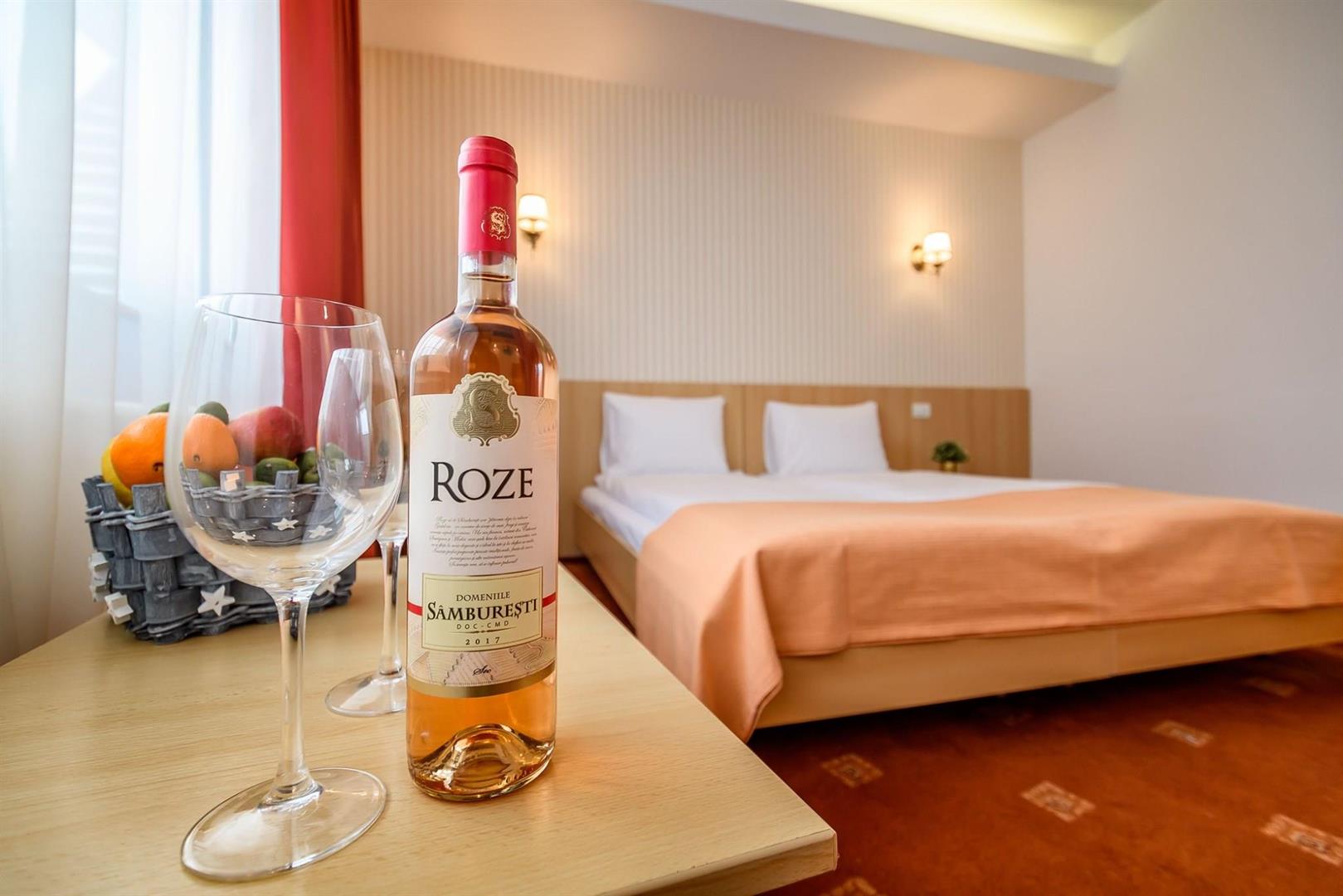 Andy Events and Pool At Forest