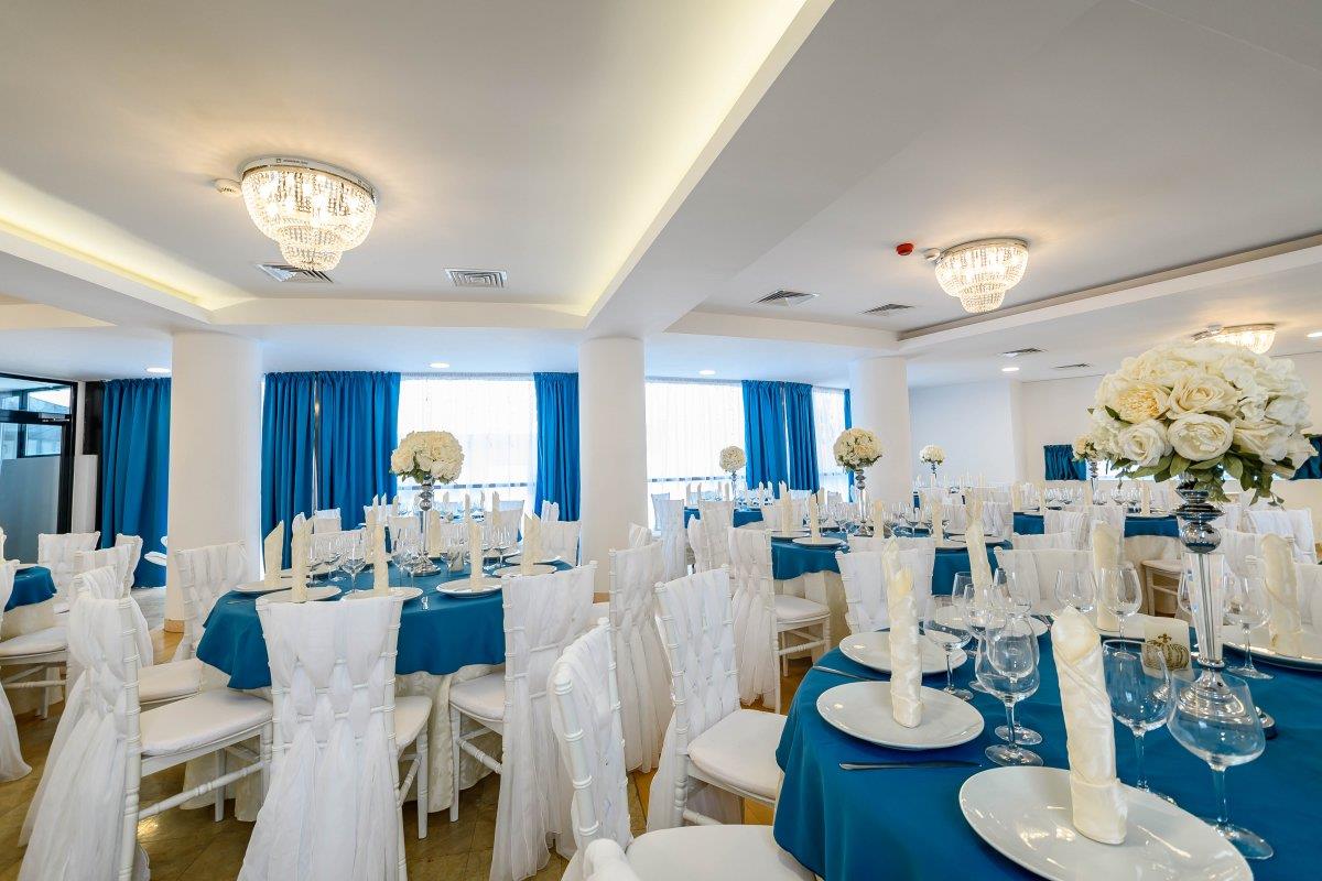 Andy Events and Pool At Forest