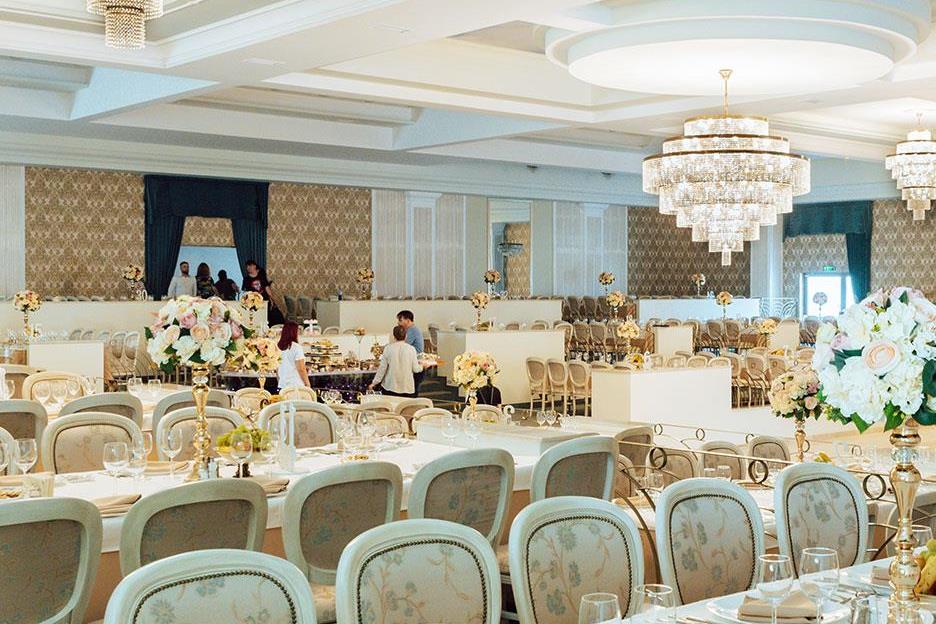 Le Grand Ballroom