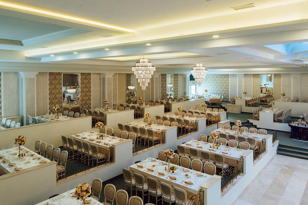 Le Grand Ballroom