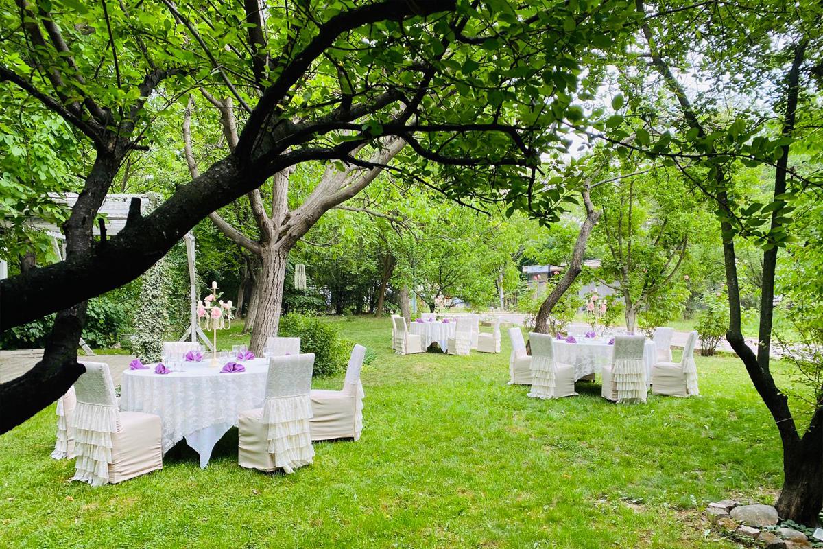 Ballroom Anastasia Garden