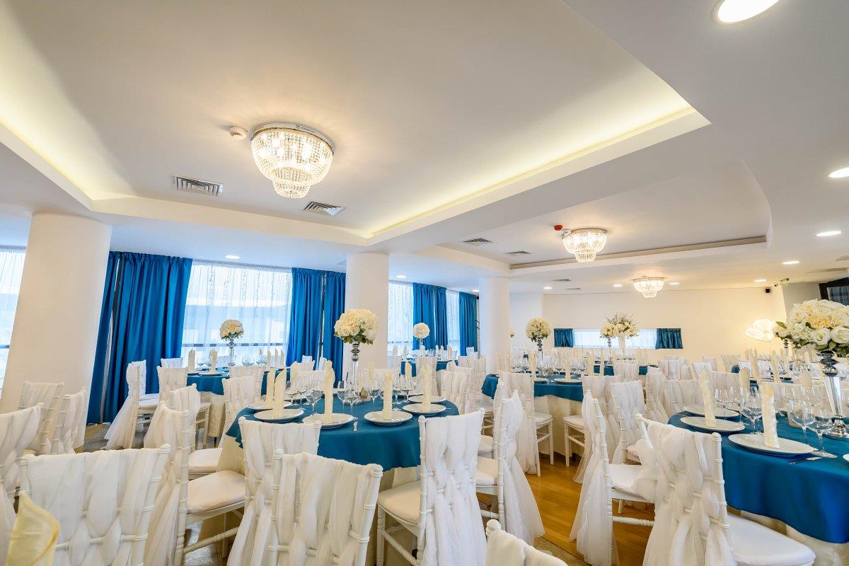 Andy Events and Pool At Forest