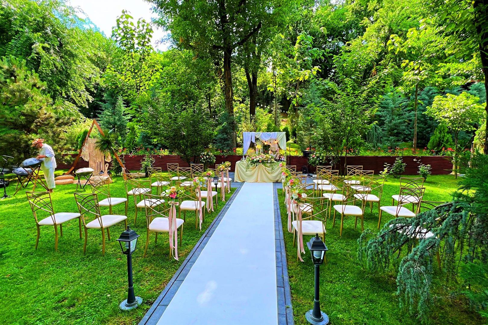 Baroque Events & Garden
