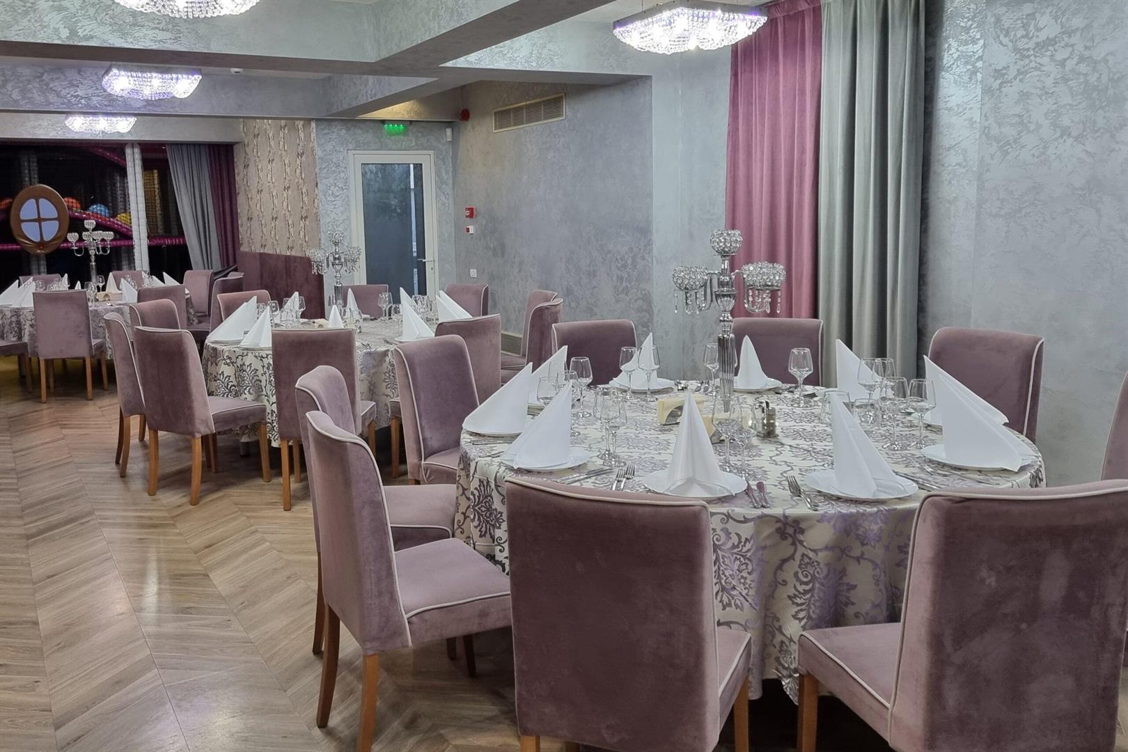 Restaurant Eleven