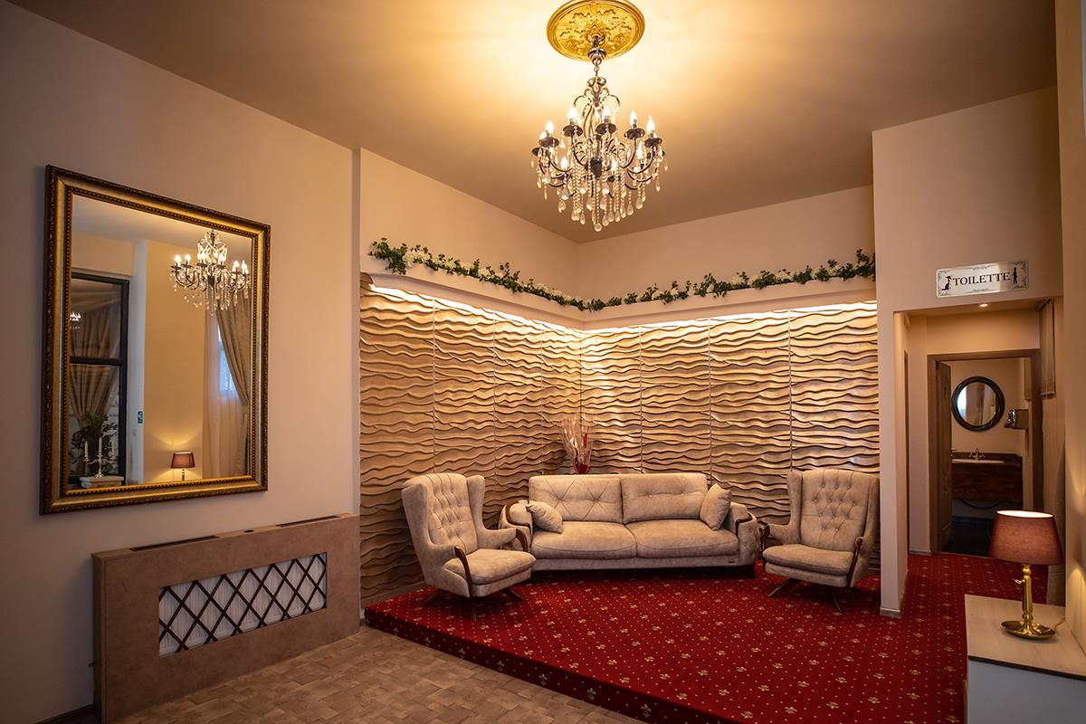 Iris Ballroom